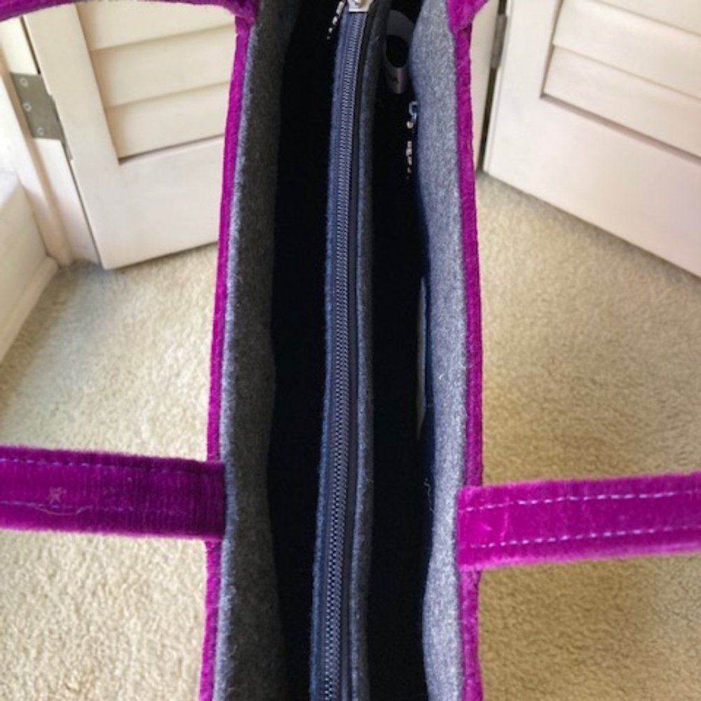 Lulu Guinness London "It's a Dogs Life"' Pug Tote Bag - Picture 9 of 16